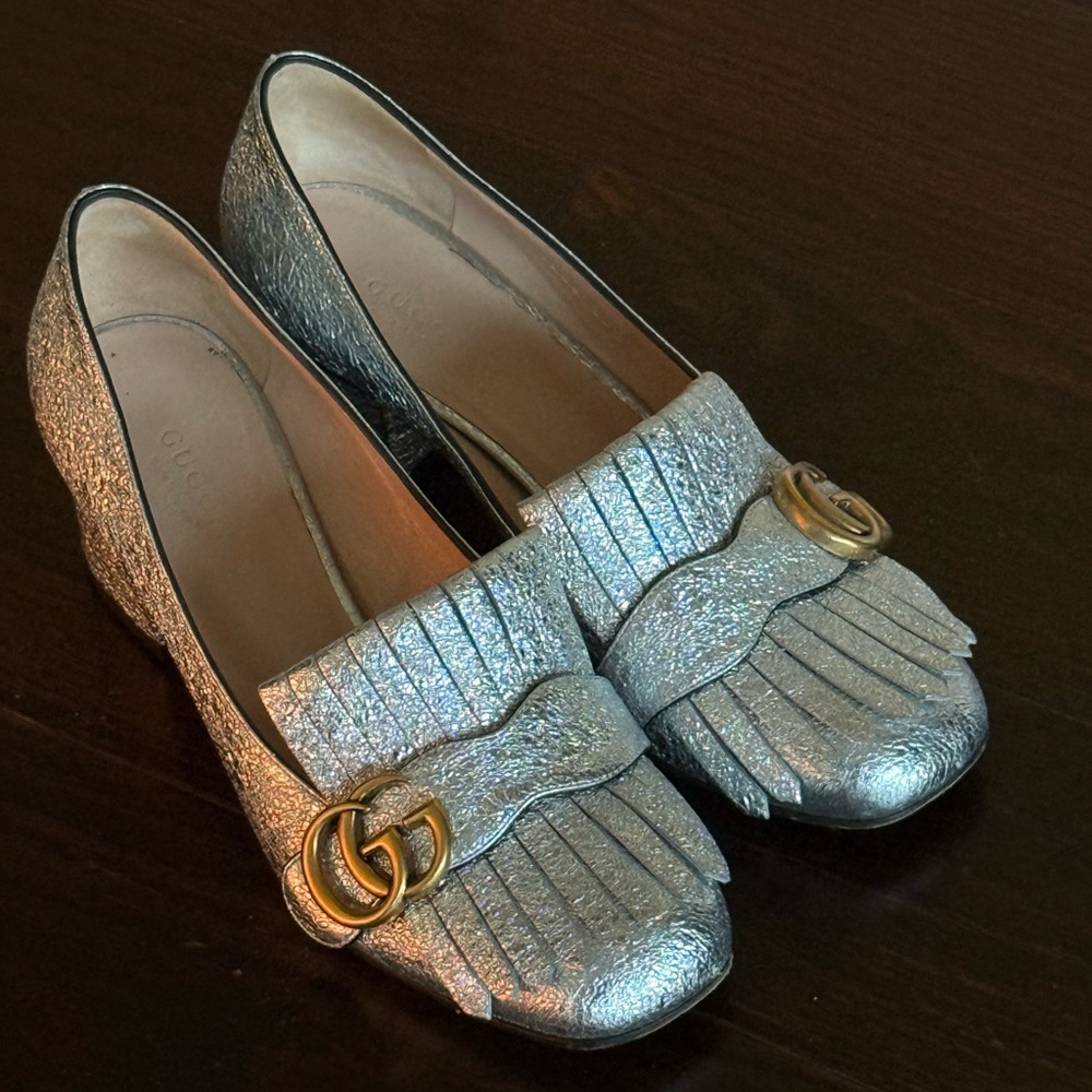 Gucci Metallic Silver Fringe Loafers with Gold Double G